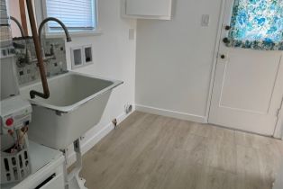 Single Family Residence, 2940 Locust st, Riverside, CA 92501 - 12