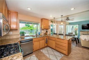 Single Family Residence, 1711 Yellow Pine, Corona, CA 92882 - 10