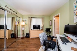 Single Family Residence, 1711 Yellow Pine, Corona, CA 92882 - 34