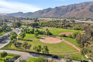 Single Family Residence, 13613 Glen Canyon dr, Corona, CA 92883 - 47