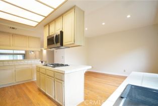 Condominium, 14025 Riverside dr, Sherman Oaks, CA 91423 - 4