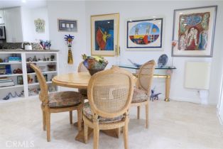 Condominium, 8482 Via Sonoma, La Jolla, CA 92037 - 5