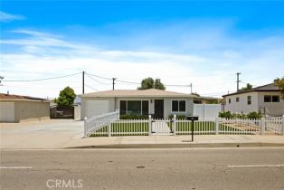 Single Family Residence, 231 Lincoln ave, Corona, CA 92882 - 25