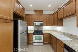 Condominium, 4304 Owens st, Corona, CA 92883 - 2