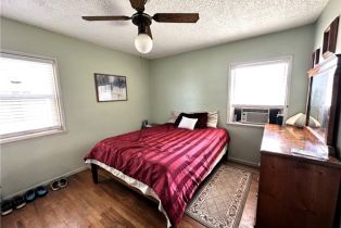 Single Family Residence, 950 Cedar st, Corona, CA 92879 - 17