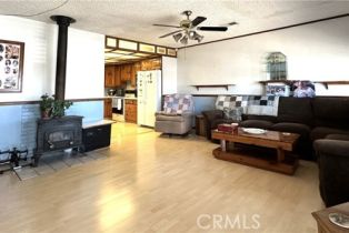 Single Family Residence, 950 Cedar st, Corona, CA 92879 - 4