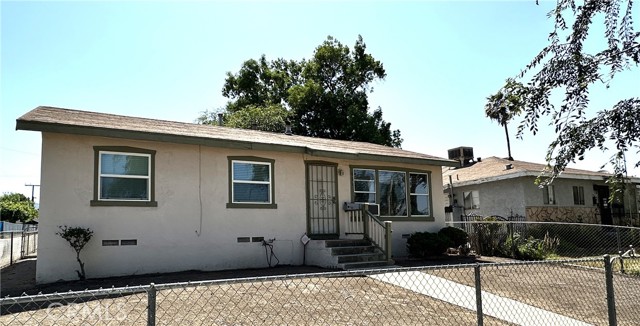 Single Family Residence, 950 Cedar st, Corona, CA 92879 - 1