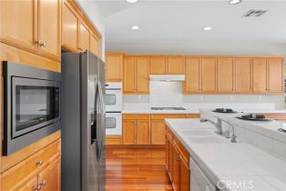 Single Family Residence, 8628 Calle Canon rd, Corona, CA 92883 - 10