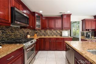 Single Family Residence, 178 Grapevine dr, Corona, CA 92882 - 14