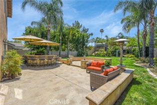 Single Family Residence, 178 Grapevine dr, Corona, CA 92882 - 35