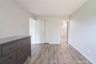 Single Family Residence, 10210 Holburn dr, Huntington Beach, CA 92646 - 13