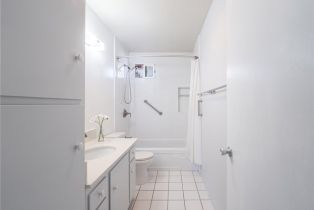 Single Family Residence, 10210 Holburn dr, Huntington Beach, CA 92646 - 15