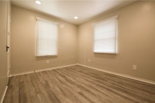 Apartment, 711 6th st, Corona, CA 92882 - 15