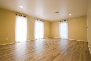 Apartment, 711 6th st, Corona, CA 92882 - 7