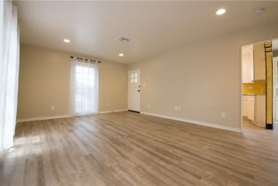 Apartment, 711 6th st, Corona, CA 92882 - 9