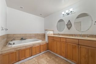 Single Family Residence, 15332 Shasta ln, Huntington Beach, CA 92647 - 11