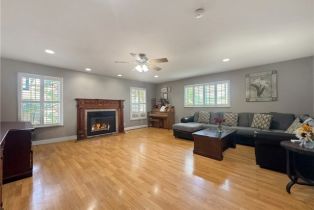 Single Family Residence, 15332 Shasta ln, Huntington Beach, CA 92647 - 3