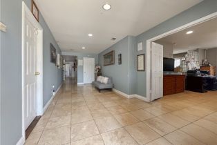 Single Family Residence, 15332 Shasta ln, Huntington Beach, CA 92647 - 7