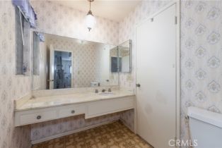 Single Family Residence, 10140 Cozycroft ave, Chatsworth, CA 91311 - 16