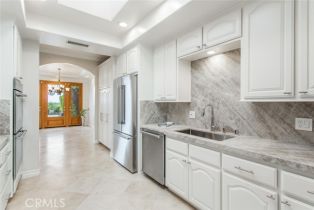 Single Family Residence, 19 Rue Cannes, Newport Beach, CA 92660 - 18