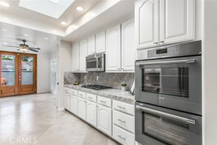 Single Family Residence, 19 Rue Cannes, Newport Beach, CA 92660 - 21