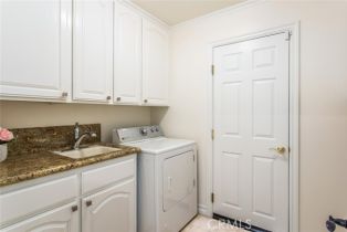 Single Family Residence, 19 Rue Cannes, Newport Beach, CA 92660 - 26