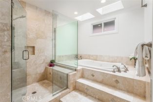 Single Family Residence, 19 Rue Cannes, Newport Beach, CA 92660 - 34