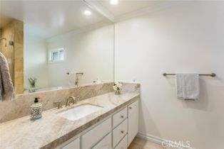 Single Family Residence, 19 Rue Cannes, Newport Beach, CA 92660 - 38