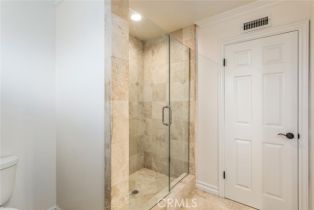 Single Family Residence, 19 Rue Cannes, Newport Beach, CA 92660 - 39