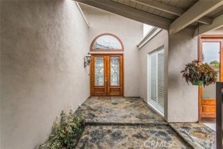 Single Family Residence, 19 Rue Cannes, Newport Beach, CA 92660 - 4