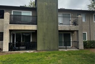 Condominium, 2604 Avenida Del, Corona, CA 92882 - 3