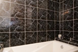 Condominium, 635 Prospect ave, Redondo Beach, CA 90277 - 12