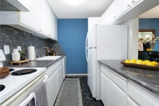 Condominium, 635 Prospect ave, Redondo Beach, CA 90277 - 6