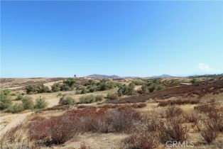 , 1 Las Uvas st, Temecula, CA 92591 - 6