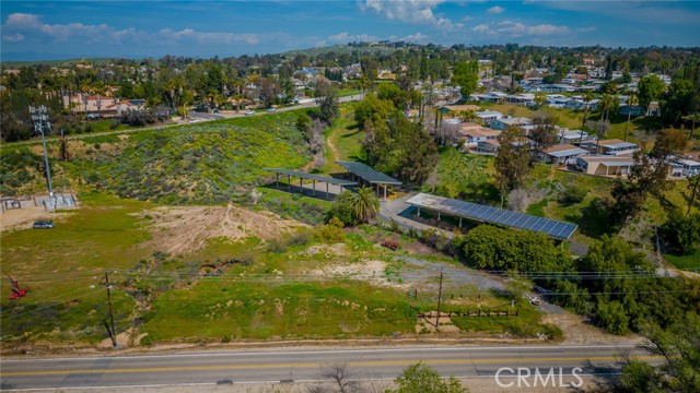 , 16400 Mockingbird Canyon, Riverside, CA 92504 - 1