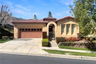 Single Family Residence, 23993 Augusta DR, Corona, CA  Corona, CA 92883