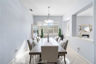Single Family Residence, 3887 Via Zumaya st, Corona, CA 92881 - 13