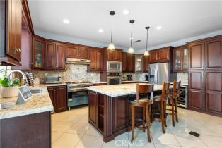 Single Family Residence, 3887 Via Zumaya st, Corona, CA 92881 - 17