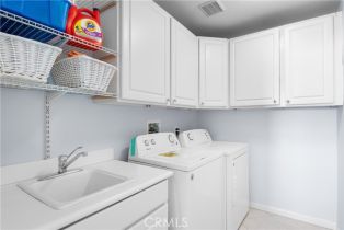 Single Family Residence, 3887 Via Zumaya st, Corona, CA 92881 - 24