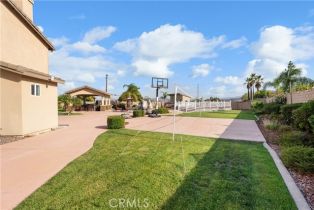 Single Family Residence, 3887 Via Zumaya st, Corona, CA 92881 - 5