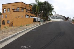 , 22871 Giant Fir, Canyon Lake, CA 92587 - 7