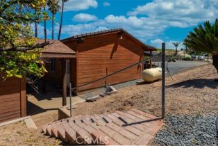 Single Family Residence, 1525 Heather ln, Riverside, CA 92504 - 28