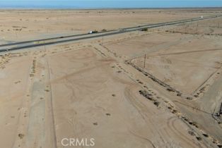 , 1026 Lindbergh ave, Thermal, CA 92274 - 4