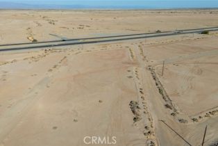 , 1026 Lindbergh ave, Thermal, CA 92274 - 5