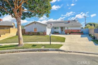 Single Family Residence, 19342 Bethel cir, Huntington Beach, CA 92646 - 2