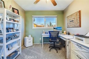 Single Family Residence, 19342 Bethel cir, Huntington Beach, CA 92646 - 29