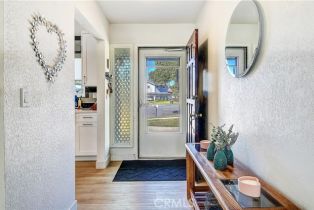 Single Family Residence, 19342 Bethel cir, Huntington Beach, CA 92646 - 4