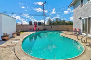 Single Family Residence, 19342 Bethel cir, Huntington Beach, CA 92646 - 46