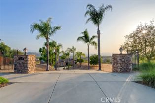 Single Family Residence, 650 Crystal Mountain cir, Riverside, CA 92506 - 3