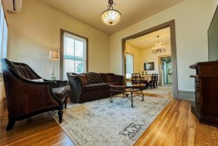 Single Family Residence, 3770 Locust st, Riverside, CA 92501 - 8